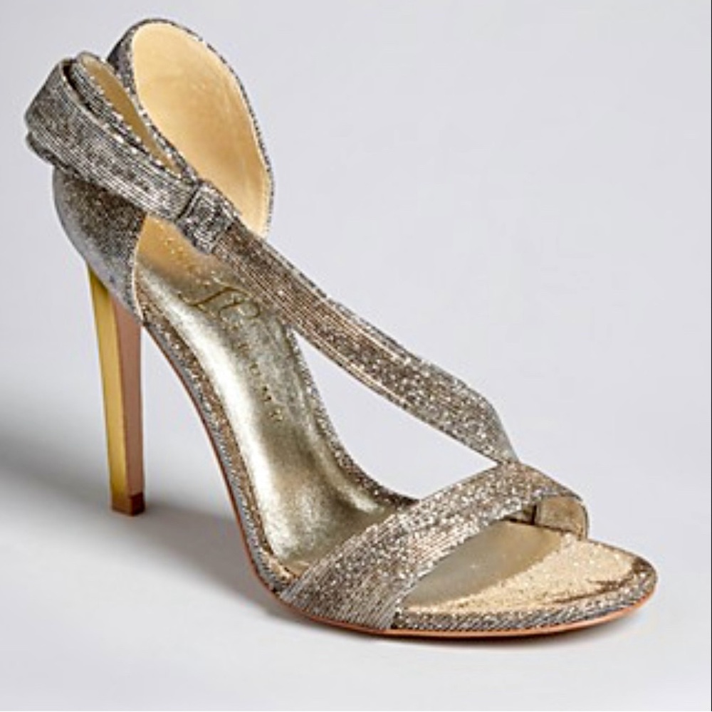 IVANKA TRUMP elegant gold silver one sided strap heels sandals size 8M